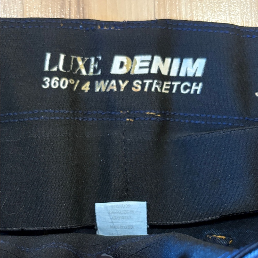 Luxe Women's Skinny Jeans - Black